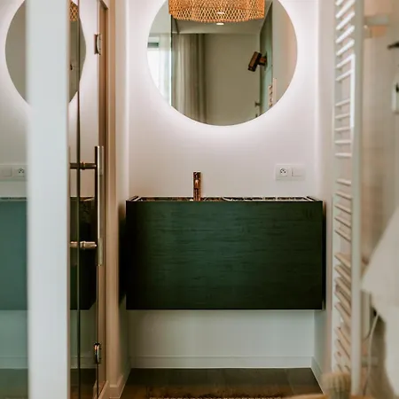 Apartment O